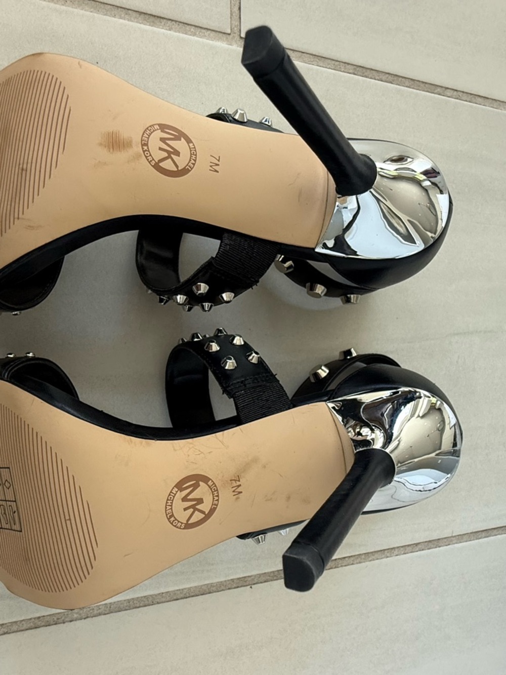 Michael Kors Black Studded Leather Block-Heel Sandals - Picture 4 of 4